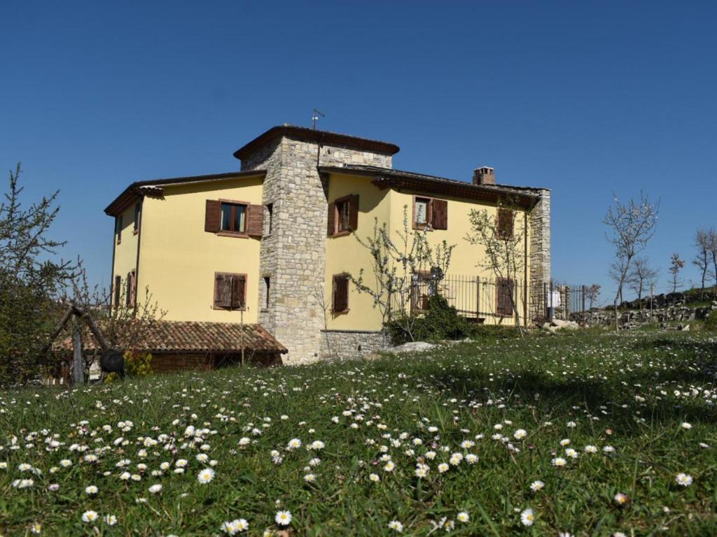 Agriturismo Terra E Sapori Campodipietra Luaran gambar