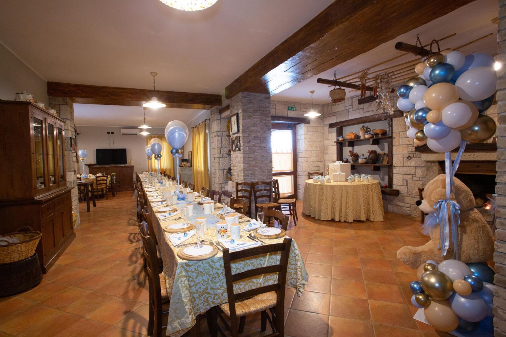 Agriturismo Terra E Sapori Campodipietra Luaran gambar
