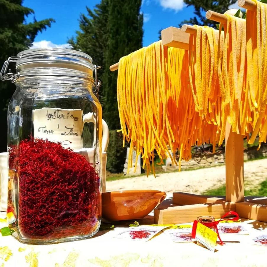 Agriturismo Terra E Sapori Campodipietra Luaran gambar